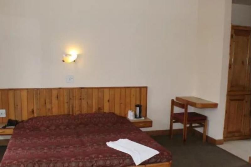 Hotel Manali Continental מראה חיצוני תמונה